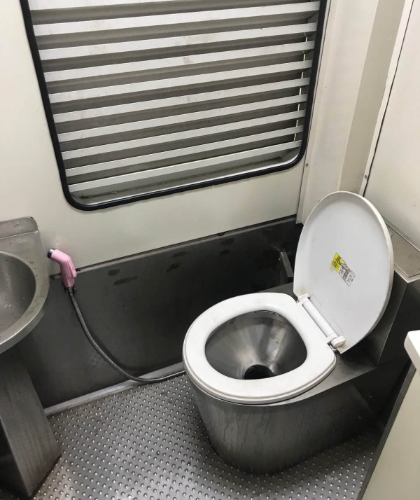 Wc in de trein Sri Lanka